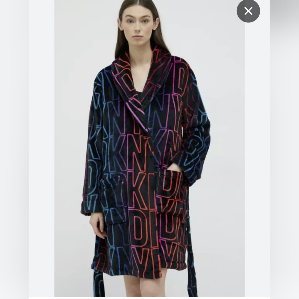 DKNY Cozy Chenille Logo Print Gift Wrapped Robe